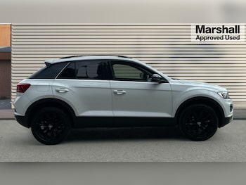 Used Volkswagen T-Roc 2021 for sale - 75466110: Photo