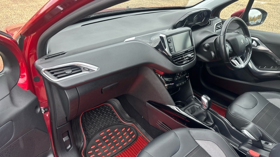 Used Peugeot 2008 2018 for sale - 76519363: Photo 10