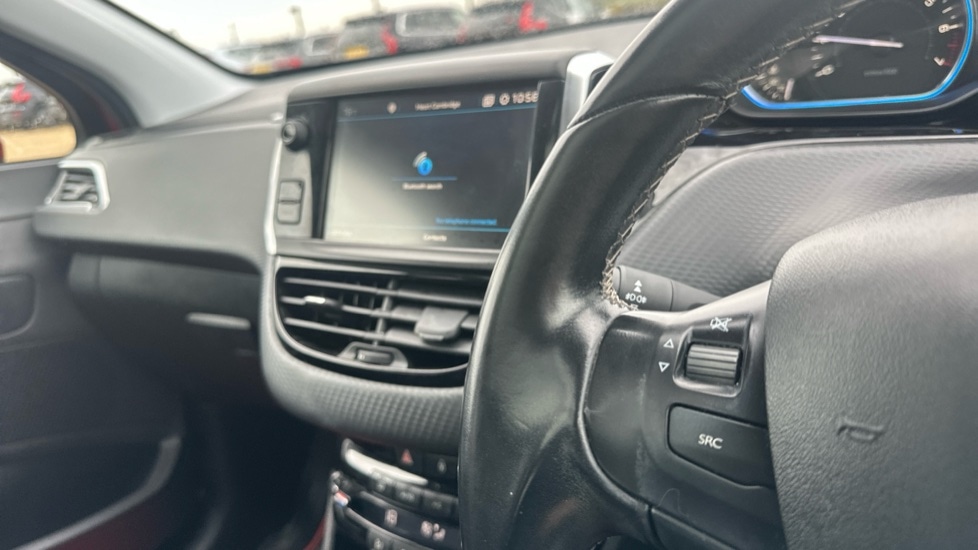 Used Peugeot 2008 2018 for sale - 76519363: Photo 12