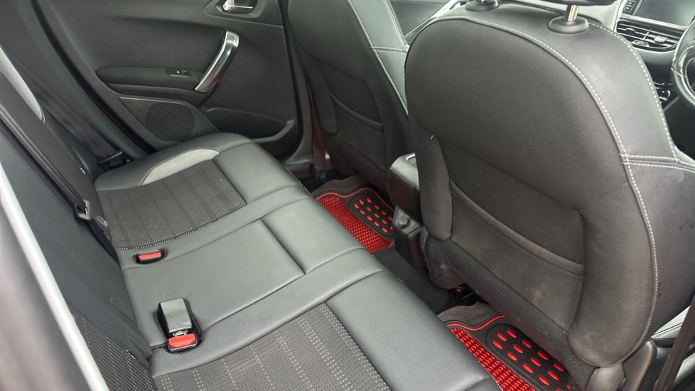 Used Peugeot 2008 2018 for sale - 76519363: Photo 14