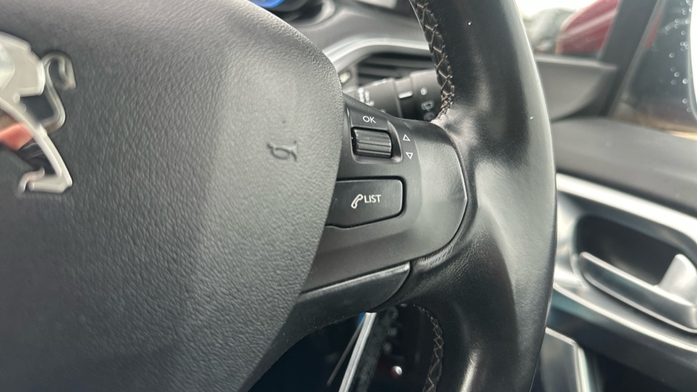 Used Peugeot 2008 2018 for sale - 76519363: Photo 23