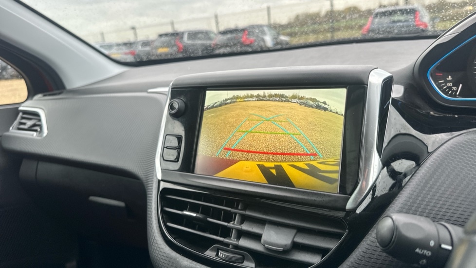 Used Peugeot 2008 2018 for sale - 76519363: Photo 27