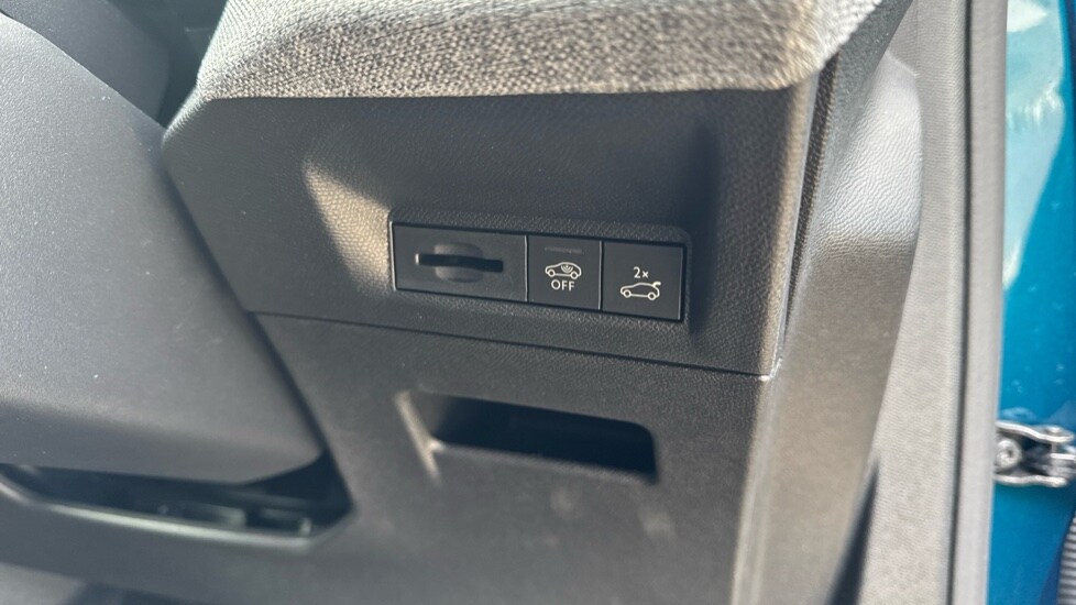 Used Peugeot 3008 2024 for sale - 76868369: Photo 37