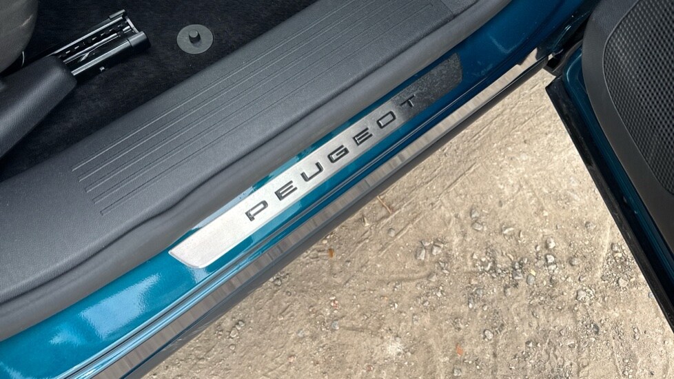 Used Peugeot 3008 2024 for sale - 76868369: Photo 39