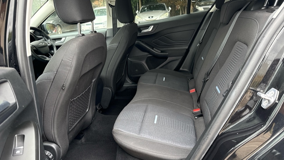 Used Ford Focus 2022 for sale - 76124830: Photo 14