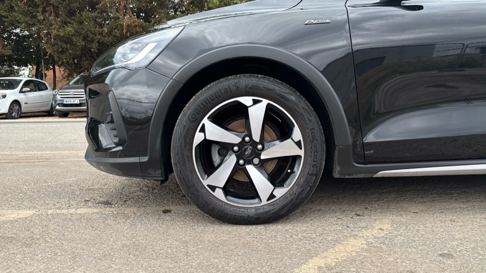 Used Ford Focus 2022 for sale - 76124830: Photo 17