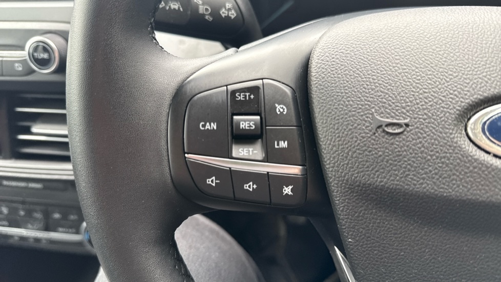 Used Ford Focus 2022 for sale - 76124830: Photo 22