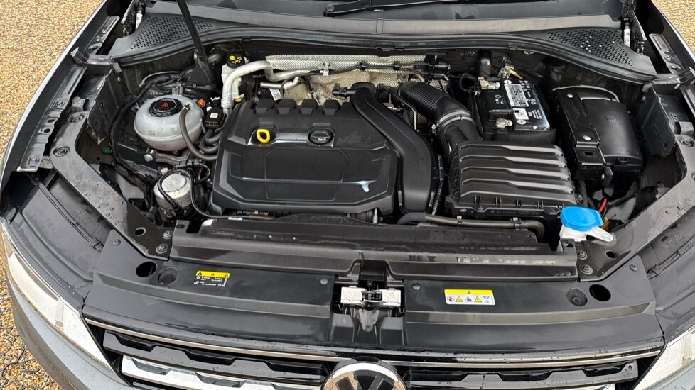 Used Volkswagen Tiguan 2020 for sale - 76528900: Photo 16