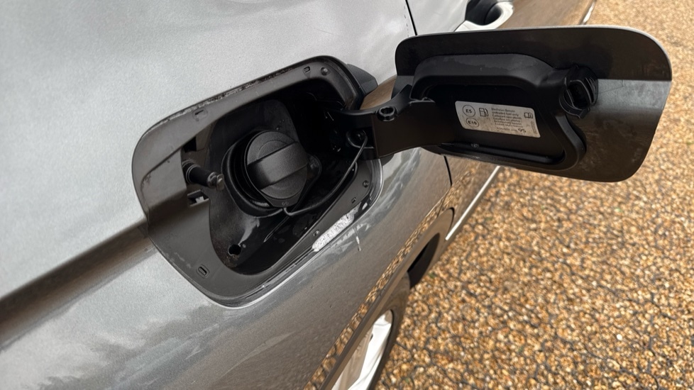 Used Volkswagen Tiguan 2020 for sale - 76528900: Photo 23