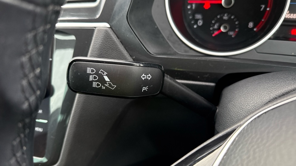 Used Volkswagen Tiguan 2020 for sale - 76528900: Photo 27