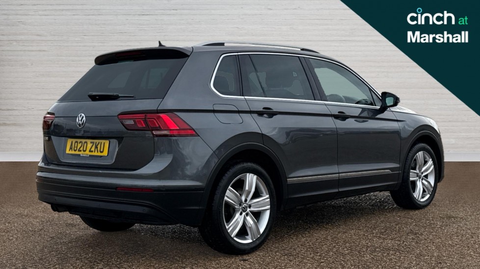 Used Volkswagen Tiguan 2020 for sale - 76528900: Photo 3