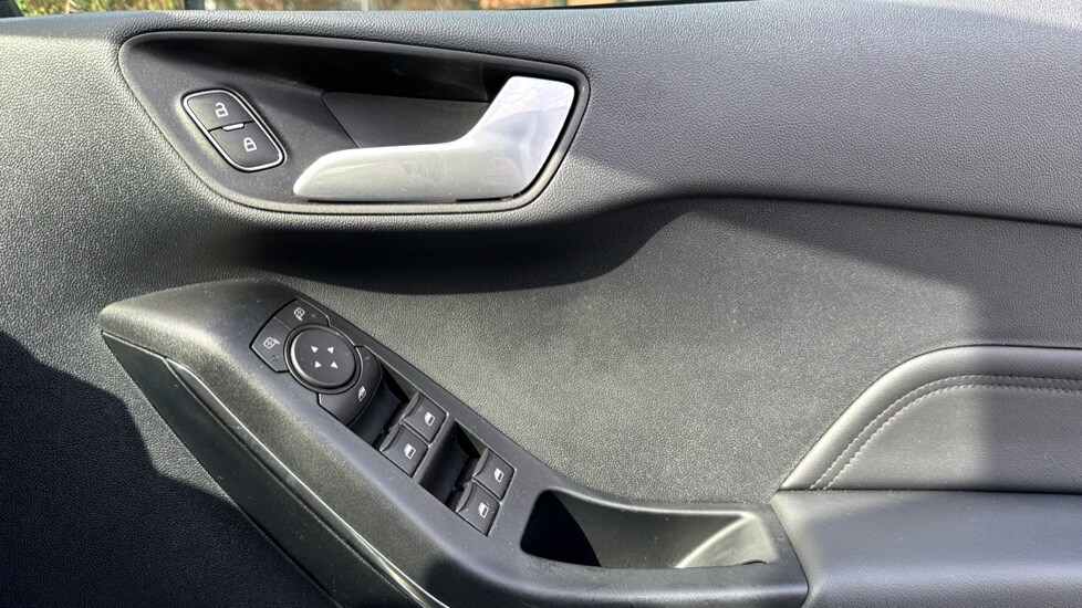 Used Ford Fiesta 2023 for sale - 76868709: Photo 29