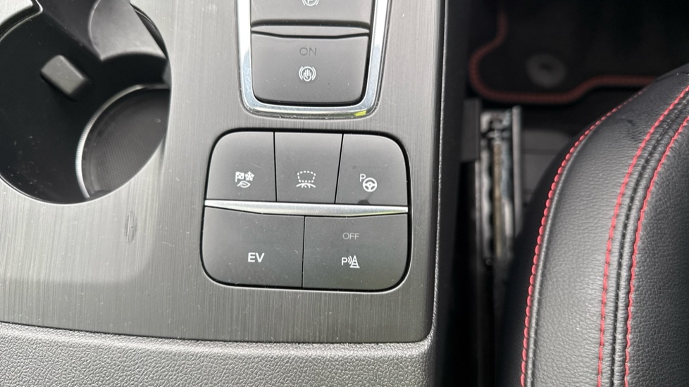 Used Ford Kuga 2023 for sale - 76155018: Photo 40