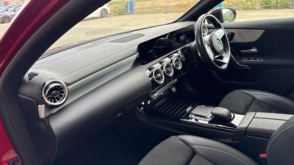 Used Mercedes-Benz A-Class 2021 for sale - 75972534: Photo 10
