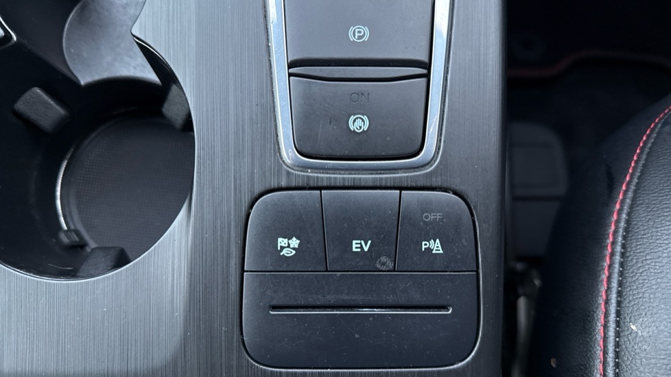 Used Ford Kuga 2022 for sale - 76804201: Photo 36