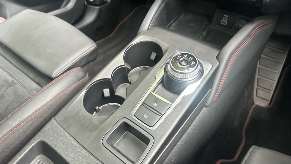 Used Ford Kuga 2024 for sale - 76933294: Photo 26