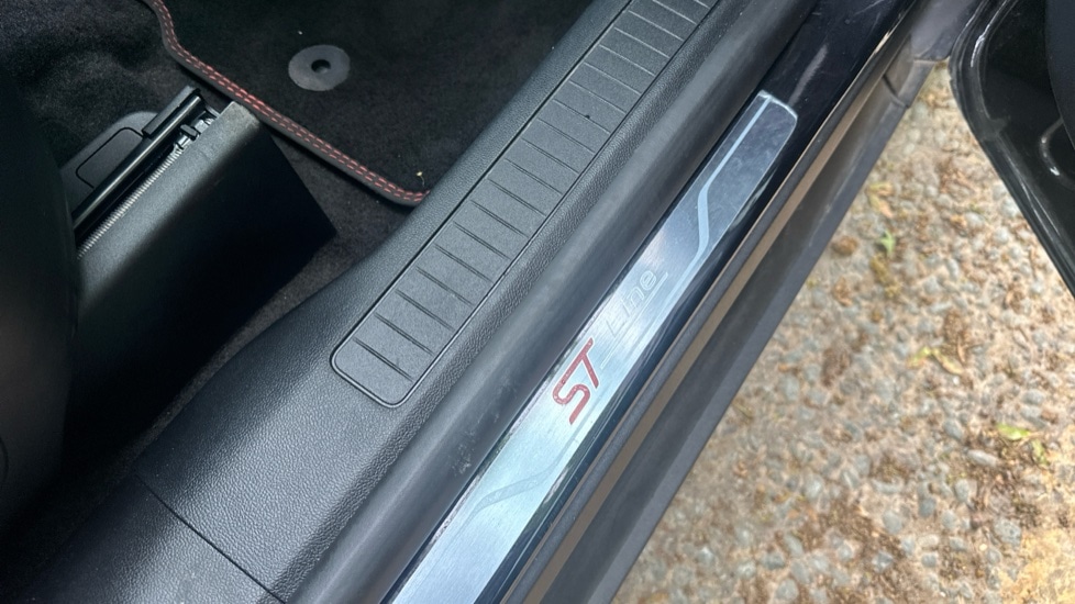 Used Ford Kuga 2024 for sale - 76933294: Photo 36