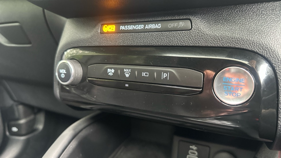 Used Ford Kuga 2024 for sale - 76933294: Photo 37