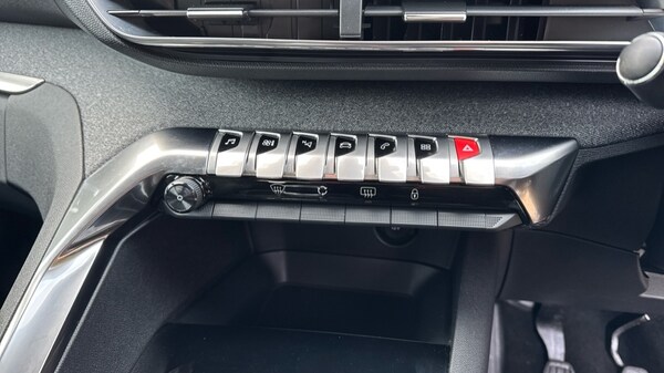 Used Peugeot 3008 2021 for sale - 76007707: Photo 34