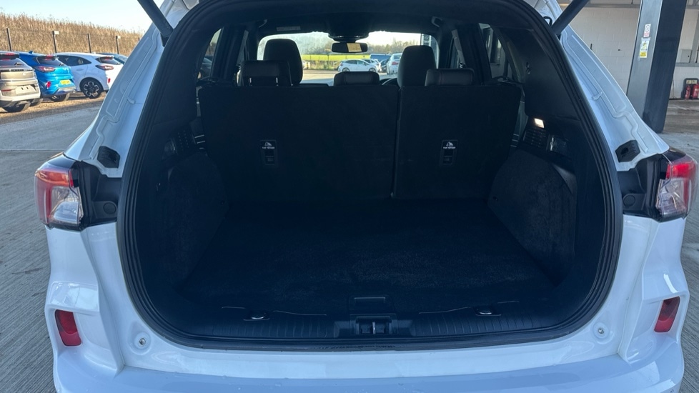 Used Ford Kuga 2024 for sale - 76872436: Photo 15