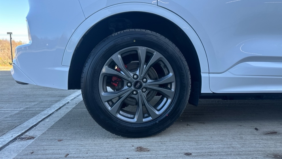 Used Ford Kuga 2024 for sale - 76872436: Photo 19