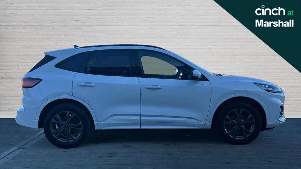 Used Ford Kuga 2024 for sale - 76872436: Photo 2