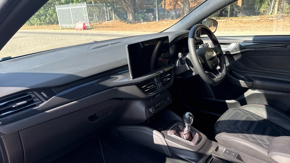 Used Ford Focus 2022 for sale - 76868589: Photo 10