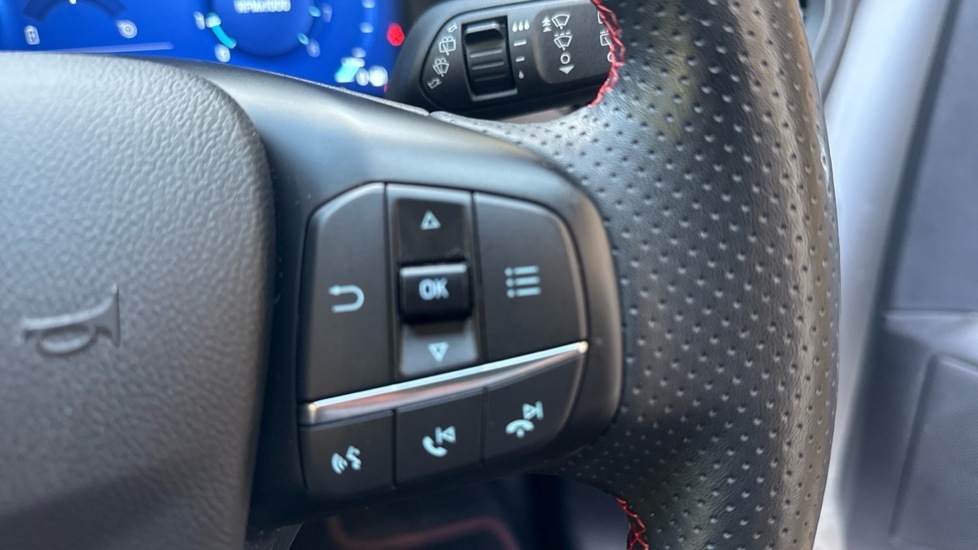 Used Ford Focus 2022 for sale - 76868589: Photo 24