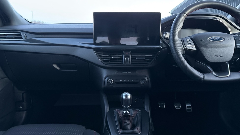 Used Ford Focus 2023 for sale - 76873074: Photo 12