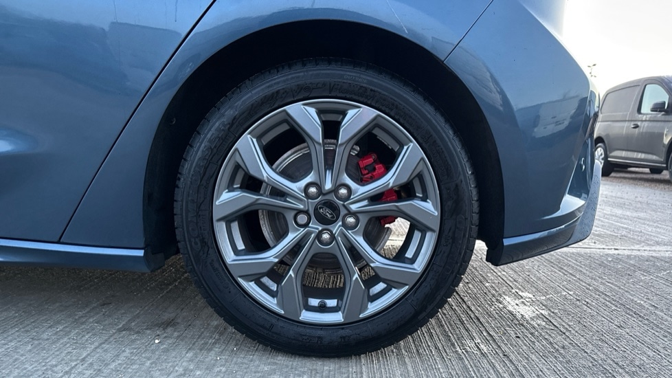 Used Ford Focus 2023 for sale - 76873074: Photo 18