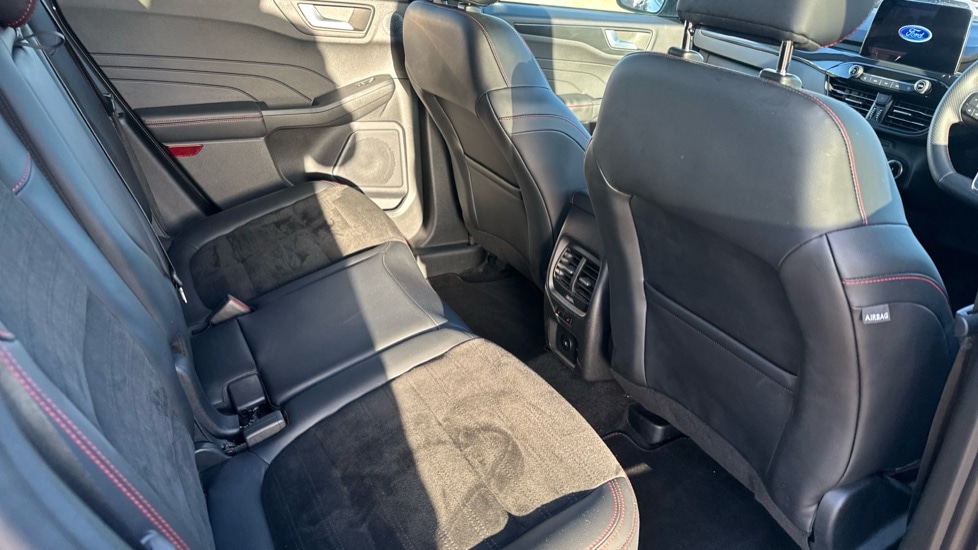 Used Ford Kuga 2023 for sale - 76872437: Photo 14