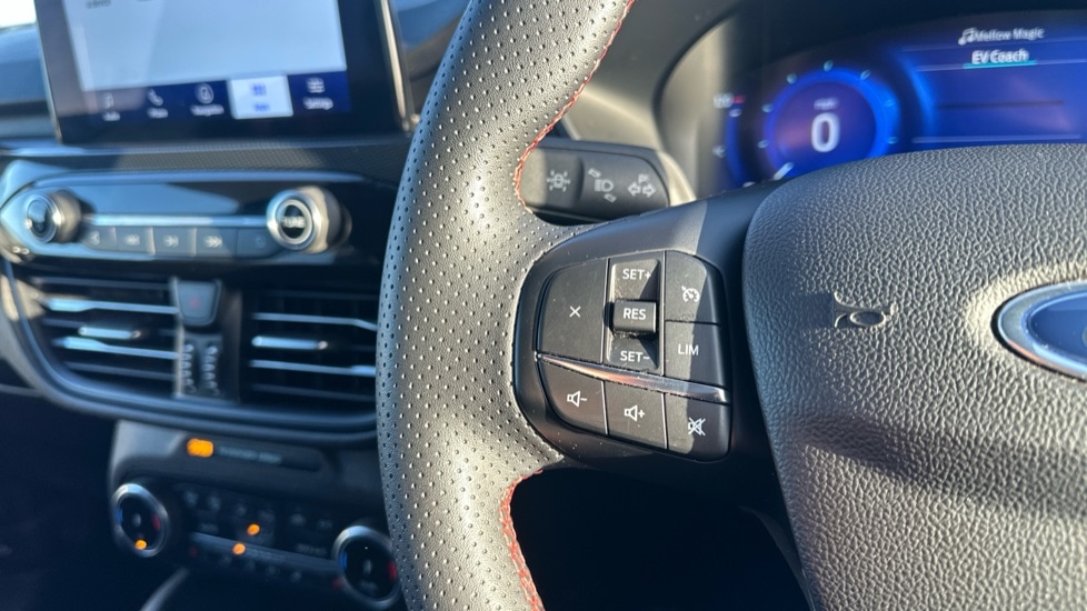 Used Ford Kuga 2023 for sale - 76872437: Photo 22