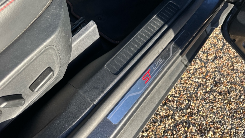 Used Ford Kuga 2023 for sale - 76872437: Photo 36