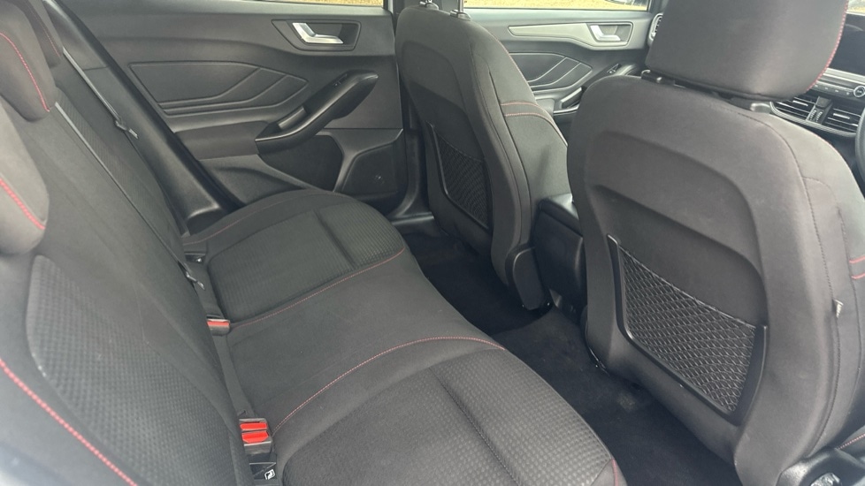 Used Ford Focus 2022 for sale - 76872836: Photo 14