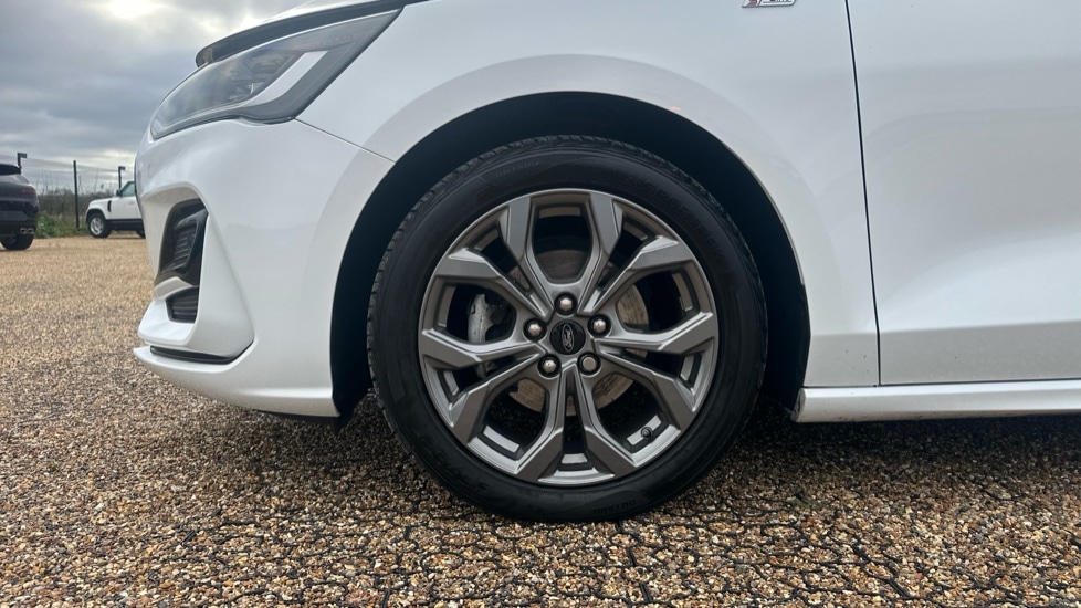 Used Ford Focus 2022 for sale - 76872836: Photo 17