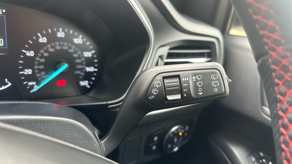 Used Ford Focus 2022 for sale - 76872836: Photo 23