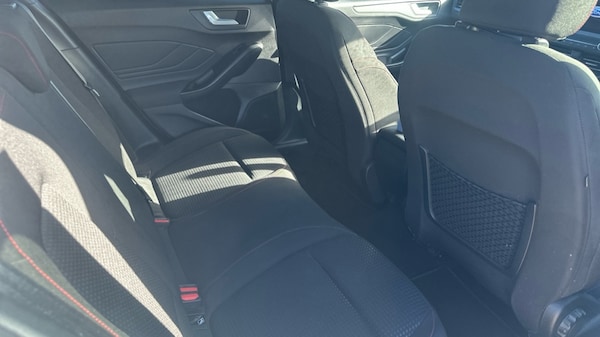 Used Ford Focus 2022 for sale - 76229229: Photo 14