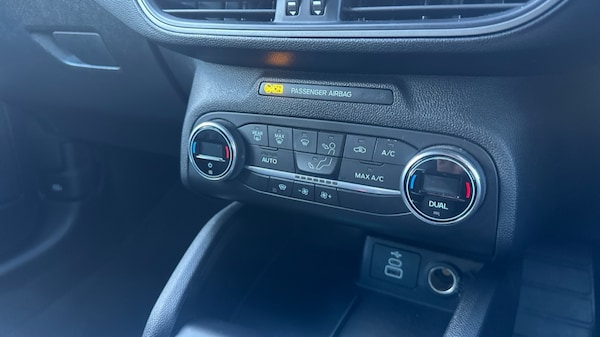 Used Ford Focus 2022 for sale - 76229229: Photo 28