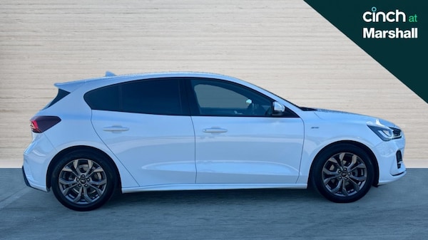 Used Ford Focus 2022 for sale - 76229229: Photo 2