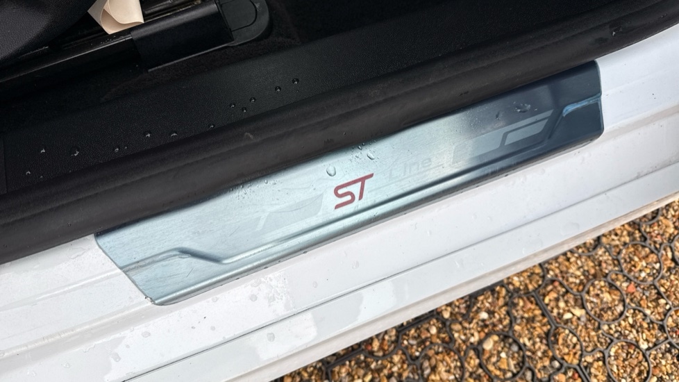 Used Ford Fiesta 2021 for sale - 76872429: Photo 32