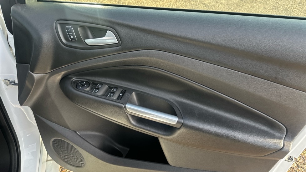 Used Ford Kuga 2018 for sale - 76933273: Photo 29