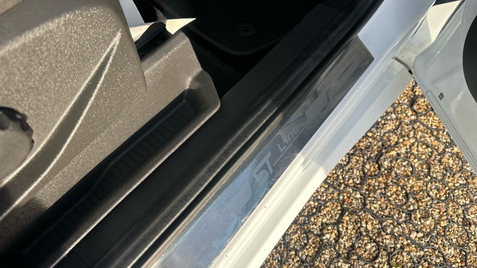 Used Ford Kuga 2018 for sale - 76933273: Photo 34