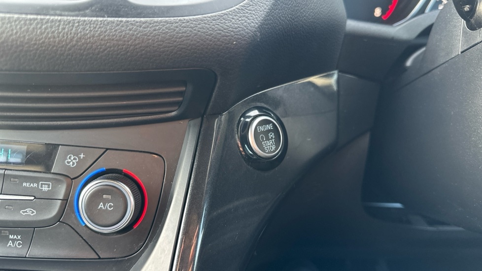 Used Ford Kuga 2018 for sale - 76933273: Photo 35