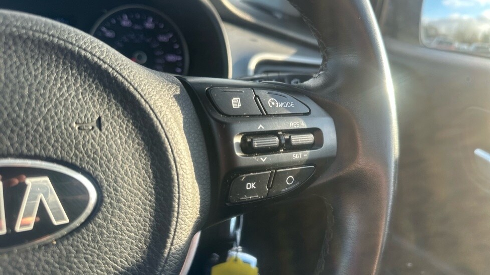 Used Kia Stonic 2018 for sale - 76874322: Photo 23