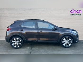Used Kia Stonic 2018 for sale - 76874322: Photo