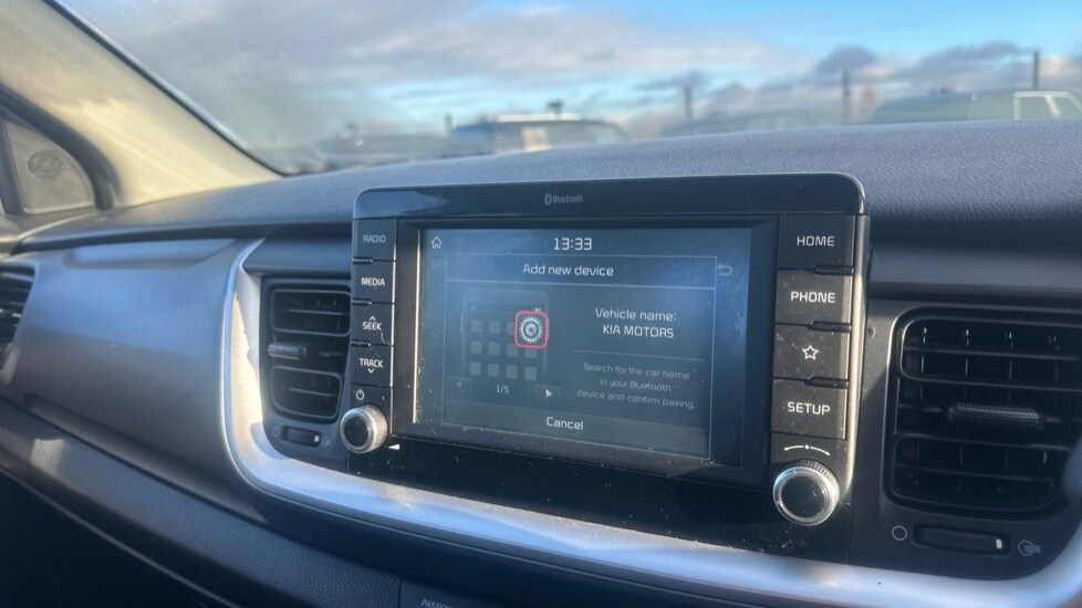 Used Kia Stonic 2018 for sale - 76874322: Photo 35