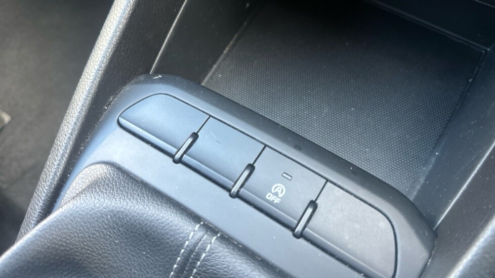 Used Kia Stonic 2018 for sale - 76874322: Photo 38