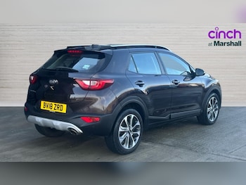 Used Kia Stonic 2018 for sale - 76874322: Photo