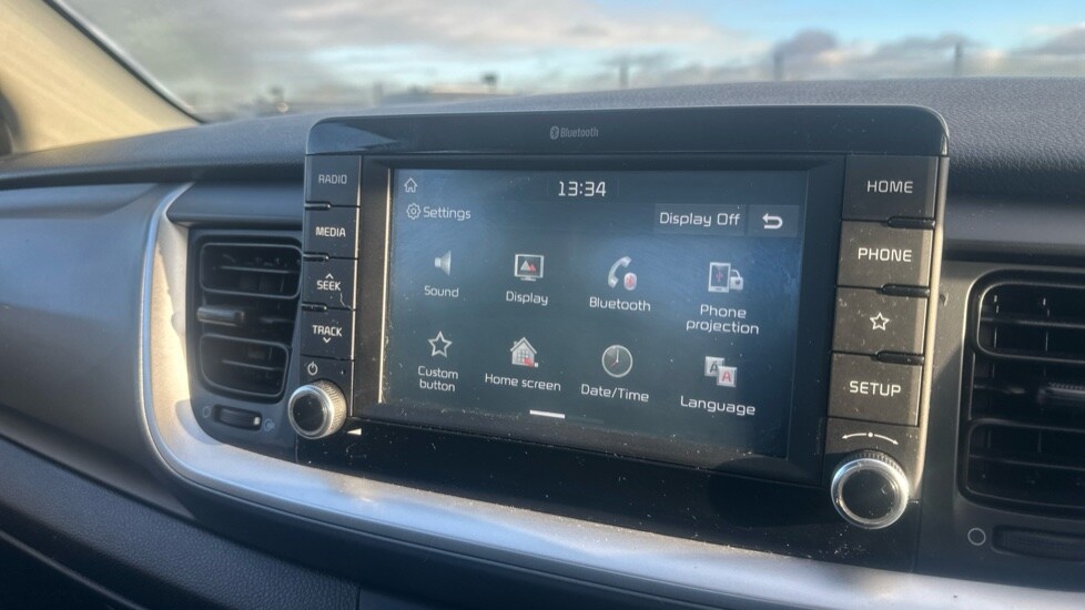 Used Kia Stonic 2018 for sale - 76874322: Photo 42