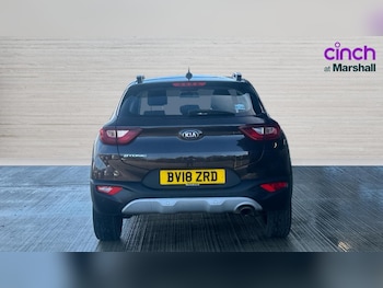 Used Kia Stonic 2018 for sale - 76874322: Photo